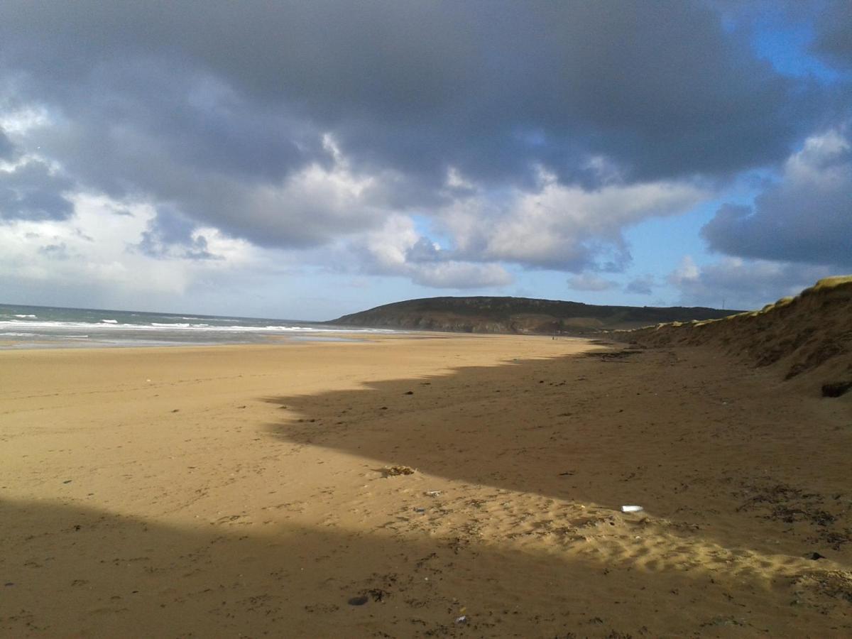 Gite "Rose Des Sables" - 800M De La Plage De Surtainville, Proche Commerces - Piscine En Juillet Et Aout Oda fotoğraf