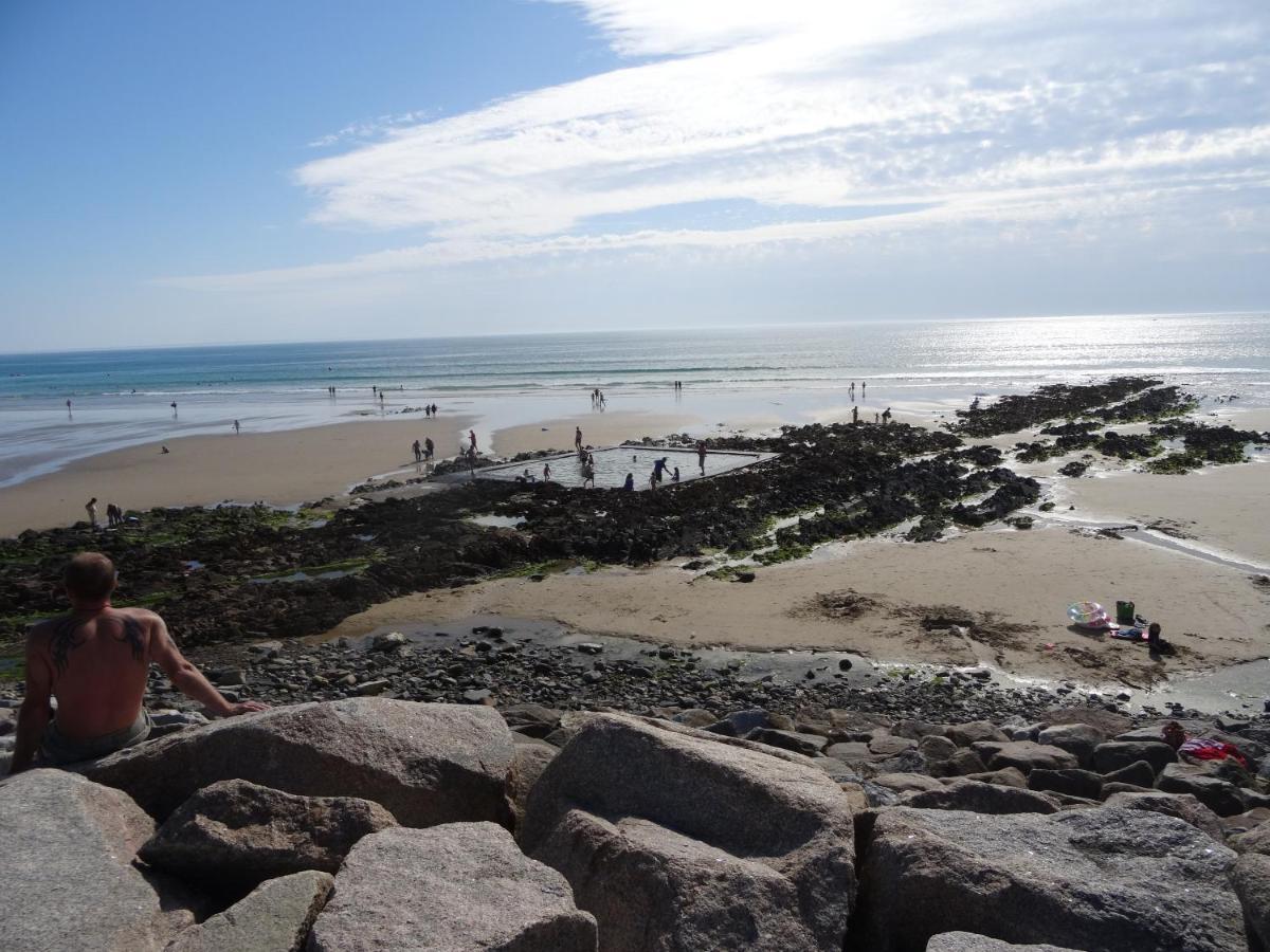 Gite "Rose Des Sables" - 800M De La Plage De Surtainville, Proche Commerces - Piscine En Juillet Et Aout Oda fotoğraf